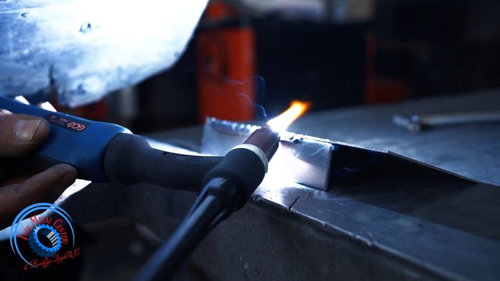 Inox Metal Center opera nel campo della lavorazione dei #metalli con la #carpenteria leggera e pesante dal 2008.